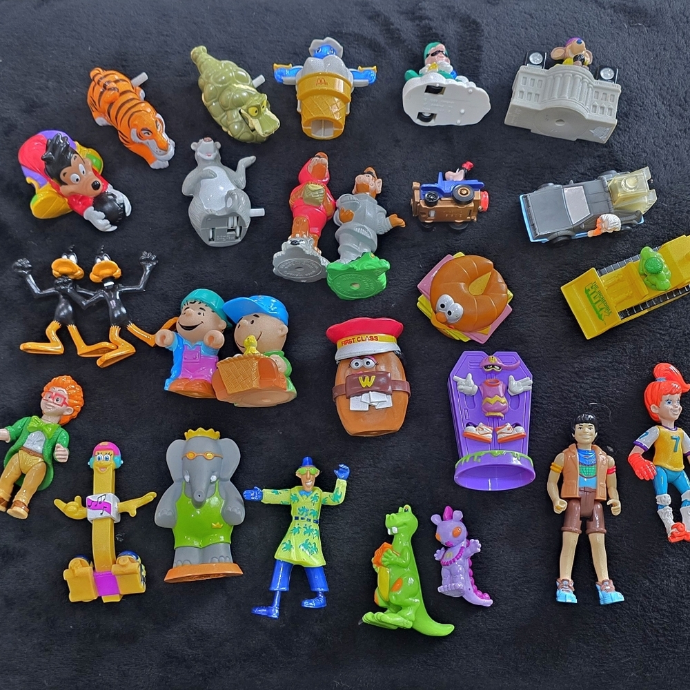 Lot of 27 Vintage Toys - McDonalds Burger King Happy Meal - Disney Alf Mario